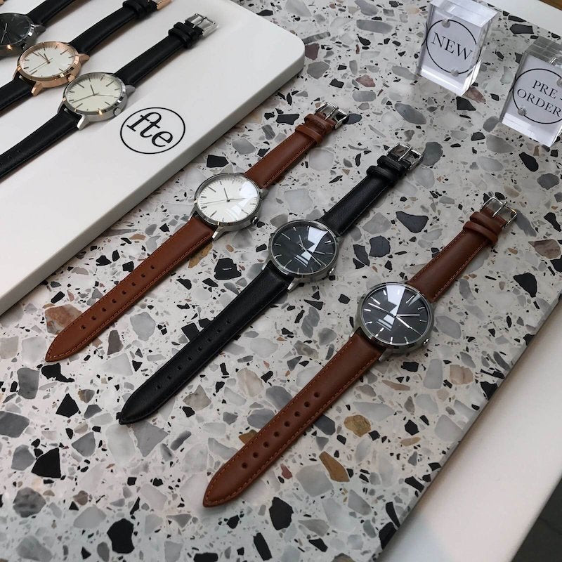 Men's & Women's unbranded Minimalist simple Watch - fte - fte4213 - 40mm Silver, Black Dial & Tan - 